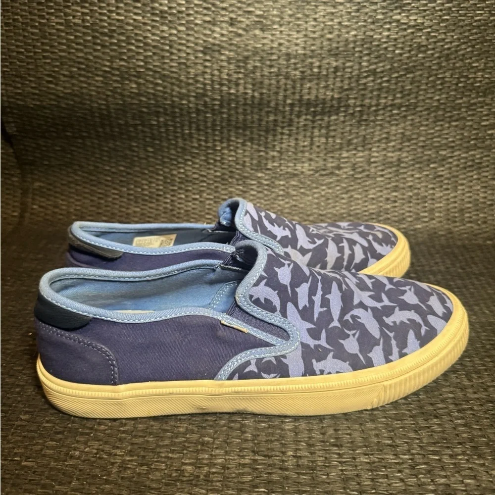 Toms Blue Shark Loafers Comfortable Slip-Ons